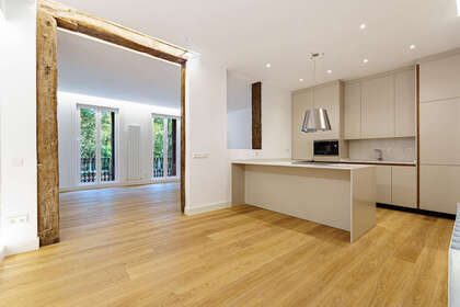 平 出售 进入 Cortes de Madrid, Centro. 