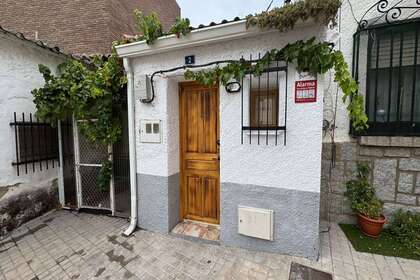 House for sale in Casco Urbano, Navas del Rey, Madrid. 