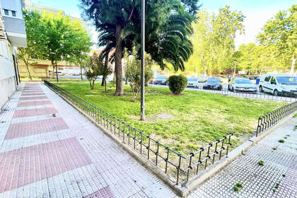 Flats verkoop in Centro, Parla, Madrid. 