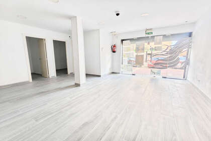 Handelspanden in Centro, Parla, Madrid. 