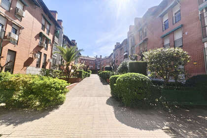 Flat for sale in Almendrales, Usera, Madrid. 